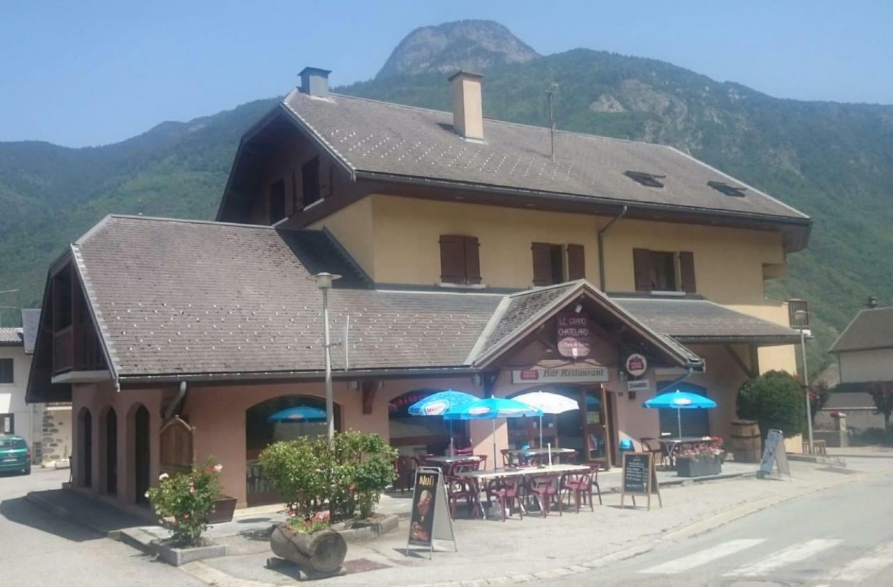 Le Grand Chatelard Hotel Bar Restaurant Sainte-Marie-de-Cuines Εξωτερικό φωτογραφία