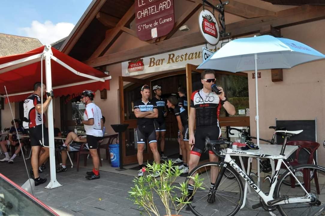Le Grand Chatelard Hotel Bar Restaurant Sainte-Marie-de-Cuines Εξωτερικό φωτογραφία